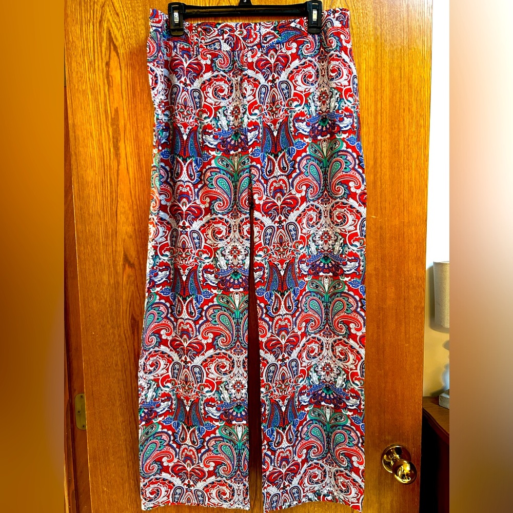Cute! Size L straight leg-so lightweight and comfy